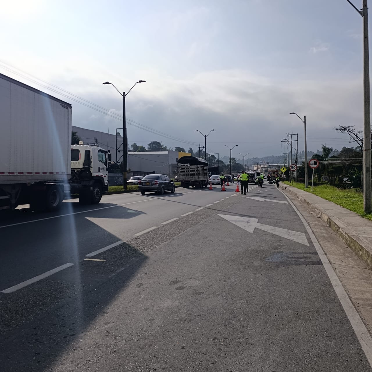 Siniestro vial en Guarne deja un motociclista muerto y afecta la movilidad en la Autopista en sentido Medellín – Oriente