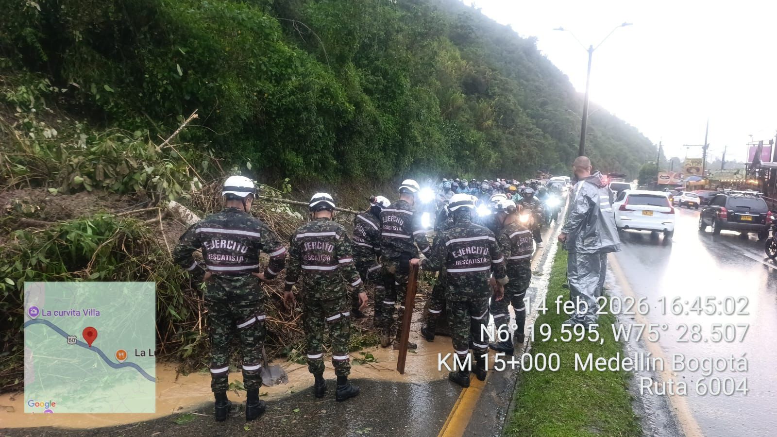 Cierre en la Autopista Medellín–El Santuario por caída de material en la vía