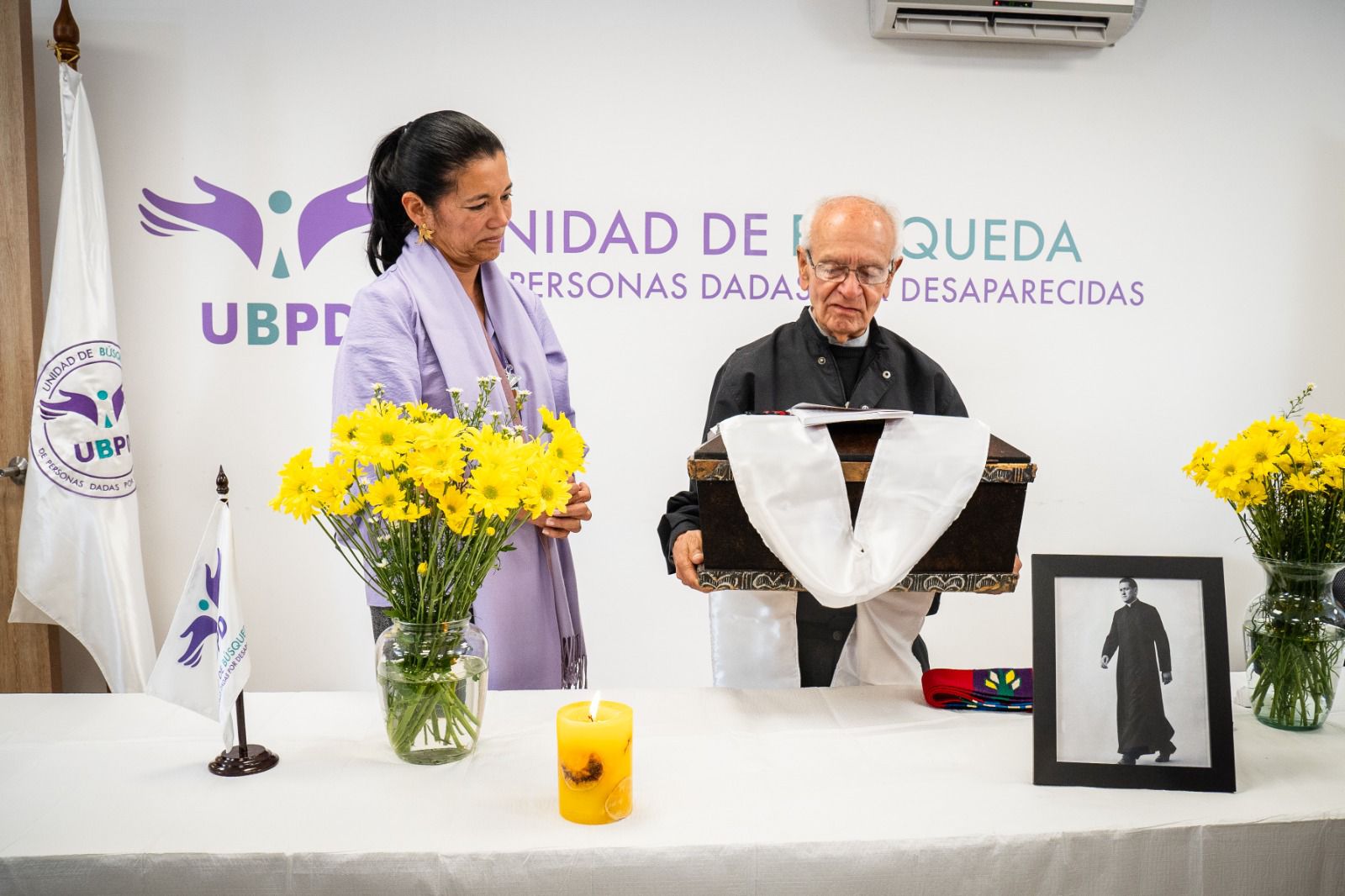 Confirman hallazgo de los restos del cura Camilo Torres, 60 años después de su muerte en combate