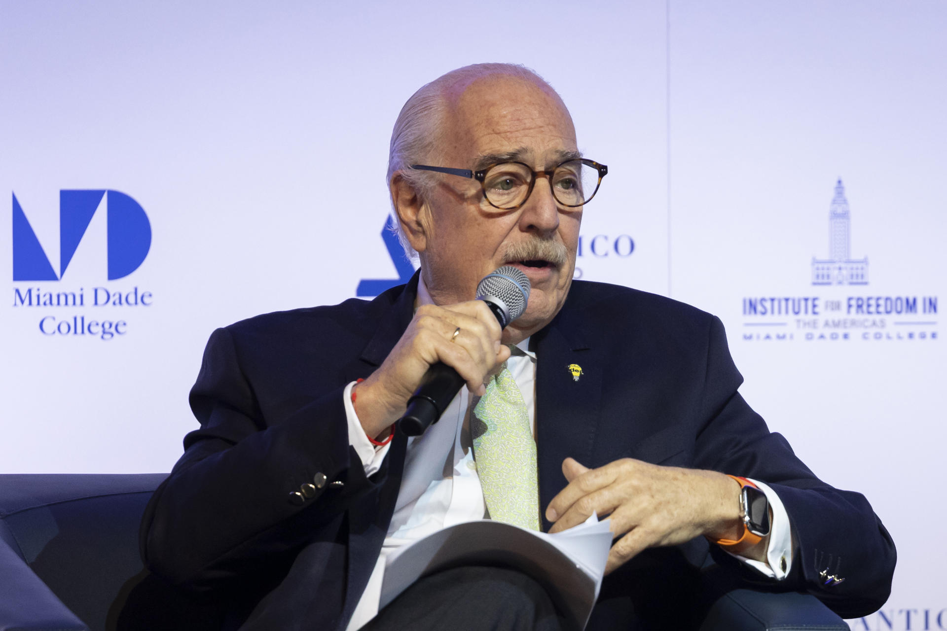 Expresidente Andrés Pastrana rechaza vínculos con Epstein