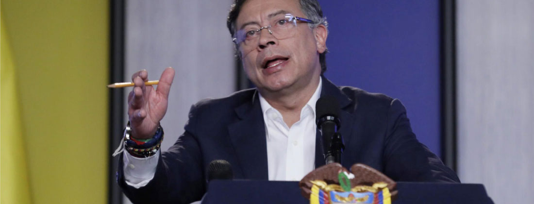 Aumento transitorio del salario mínimo 2026 se fijará mediante «reunión de concertación». Esto dijo el presidente Petro