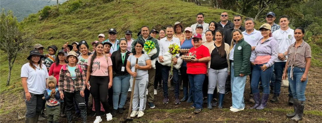 Cornare y la Alcaldía de Guatapé inician la PTAR para reducir vertimientos y alcanzar 99 % de saneamiento urbano en 2027