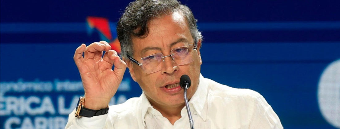 Presidente Petro tacha de «golpe» la exclusión de Iván Cepeda de la consulta presidencial de izquierda