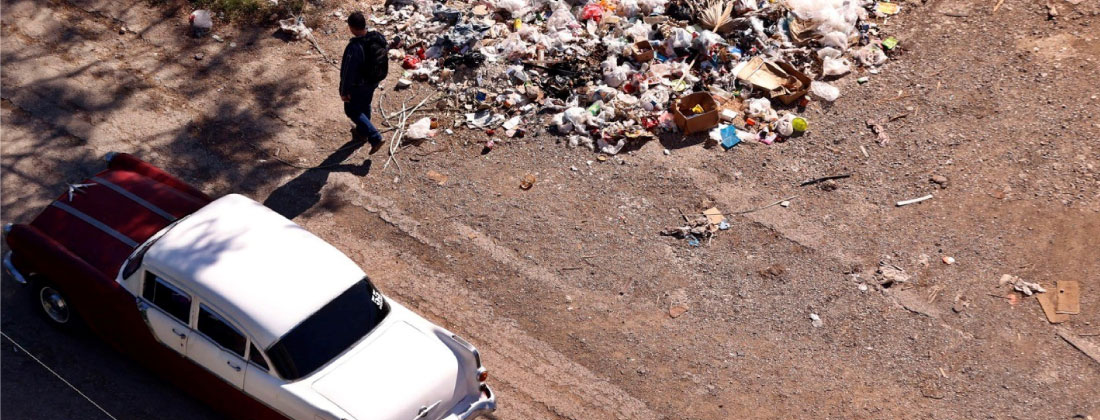 Sin petróleo, sin vuelos y con un peso en mínimos: Cuba cruje bajo la presión de EE. UU.