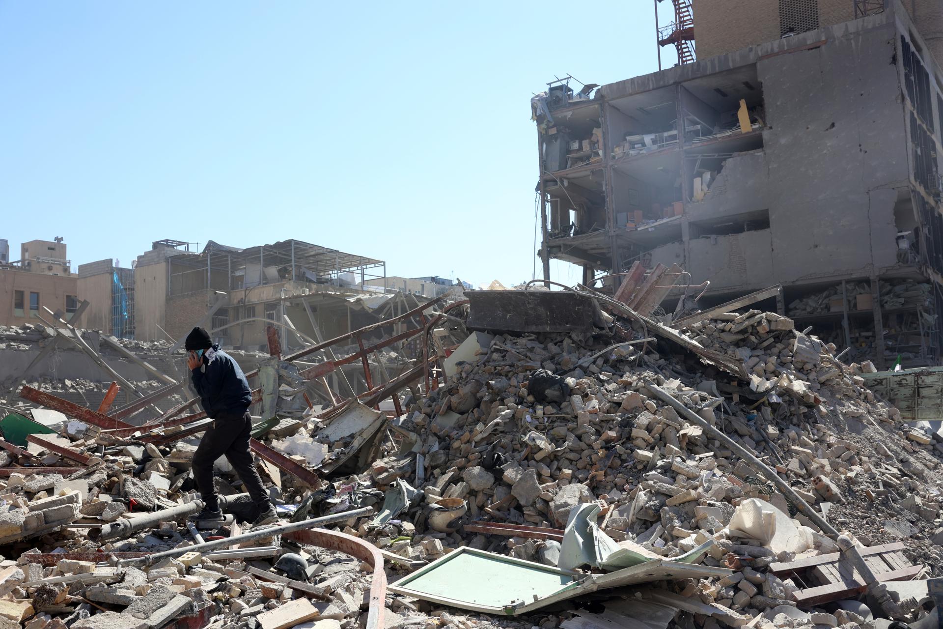 Media Luna Roja eleva a 787 la cifra de muertos en Irán por los ataques de EE. UU. e Israel